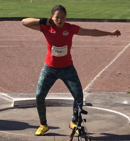 Emmy Pfouga überzeugt in Halle und Wiesbaden