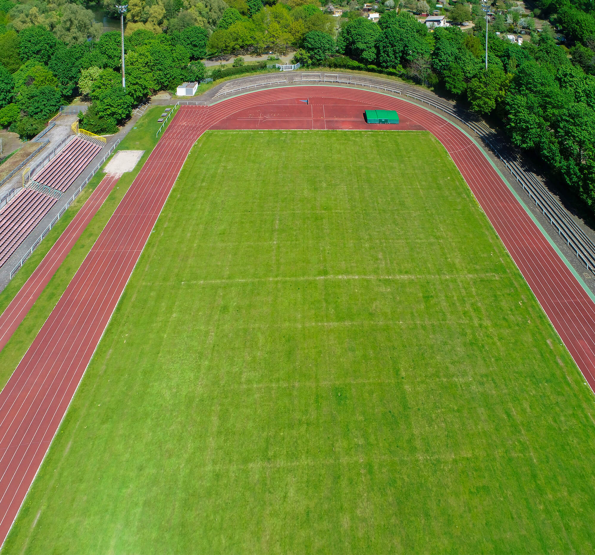 leichtathletikstadion buergerpark nord 1