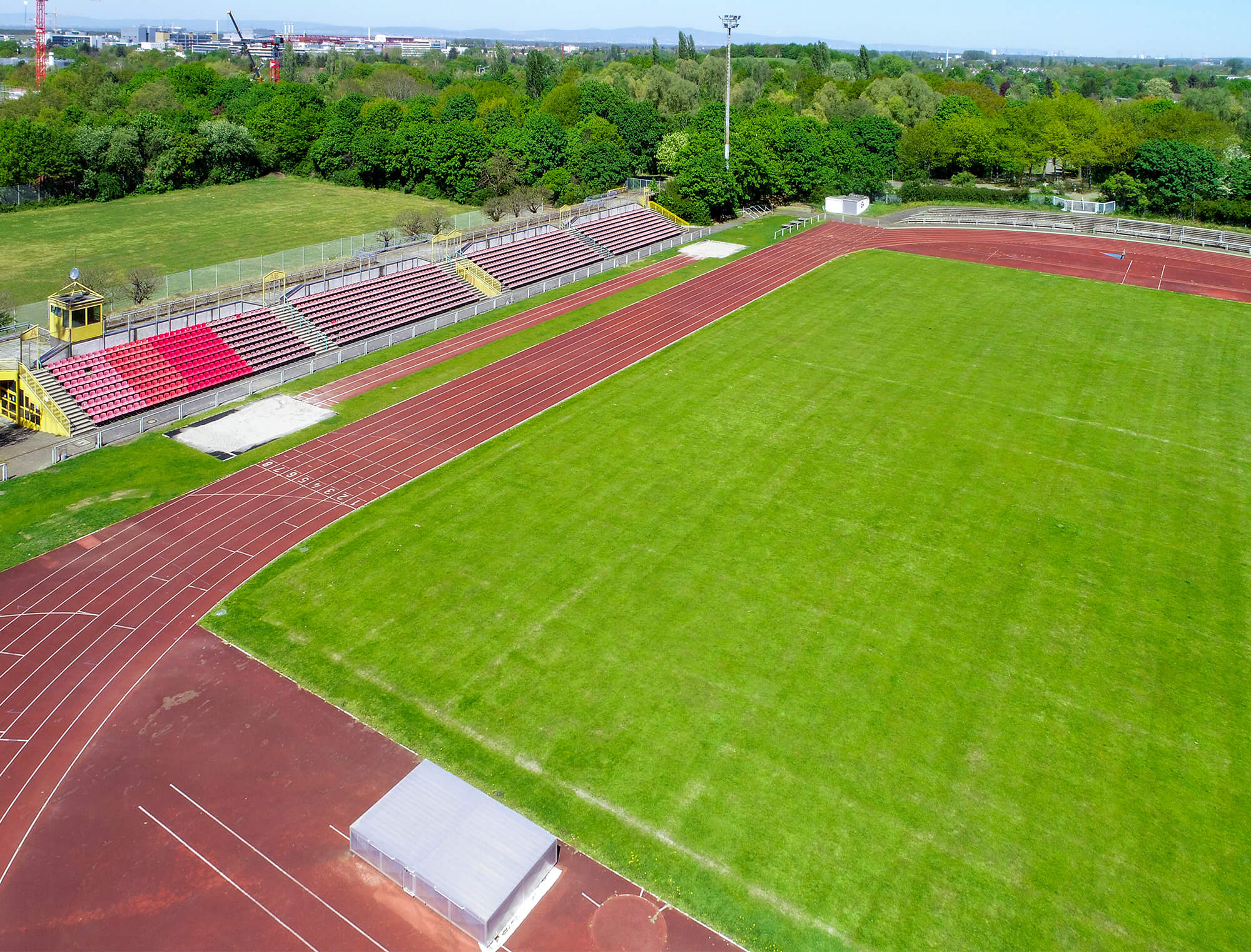 leichtathletikstadion buergerpark nord 3