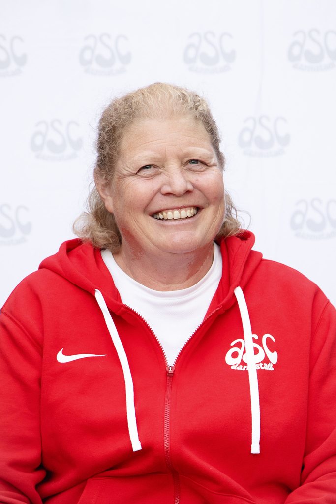 Porträtfoto von Angela Schröter.